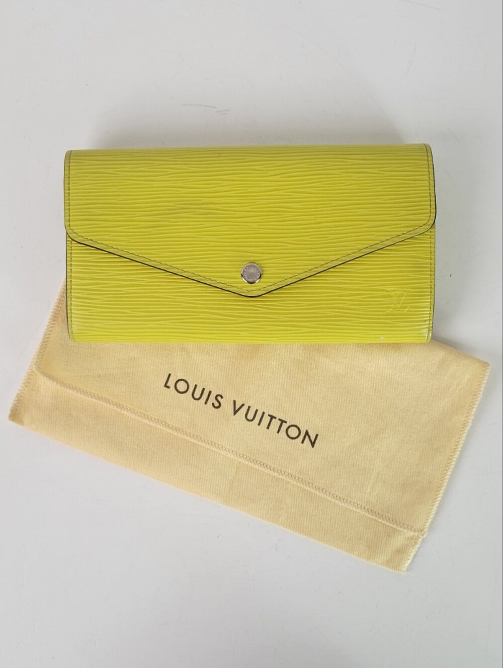 LOUIS VUITTON Citron Epi Leather Sarah Wallet